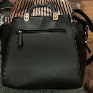 Perfect size blk satchel brand new👍🏼